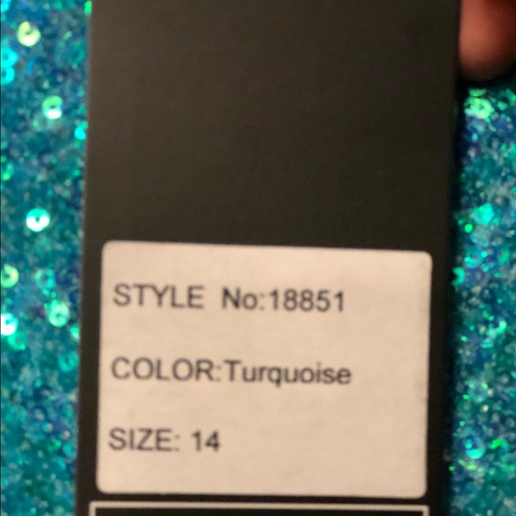 LA FEMME 18851 DRESS - Picture 4 of 8